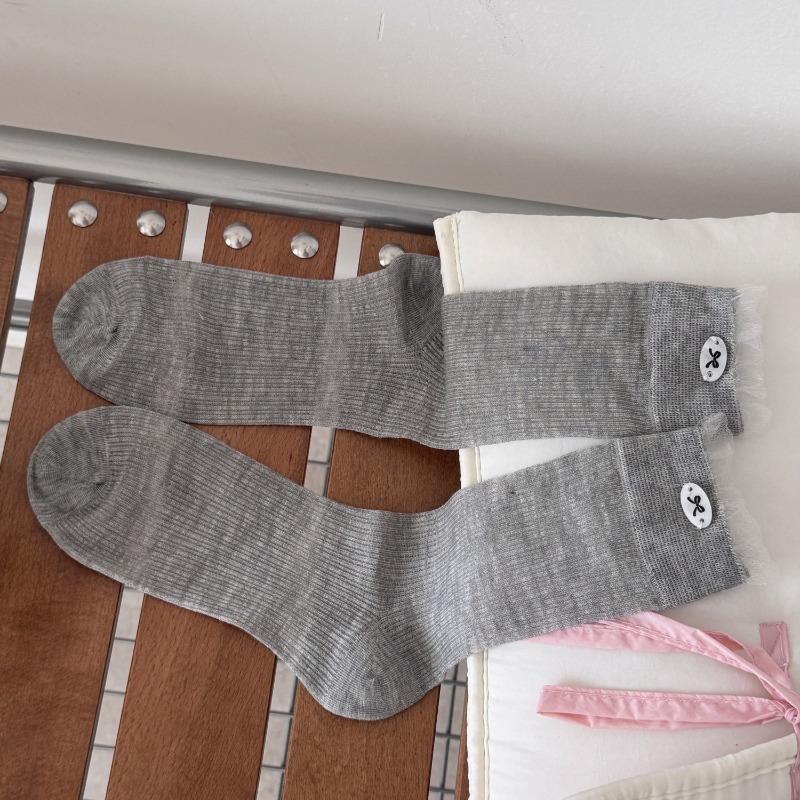 Thin Mulberry Silk Lace Edge Bow Buckle Pile Mid-calf Socks, Sweat-absorbing and Anti-ball Mesh Socks for Women
