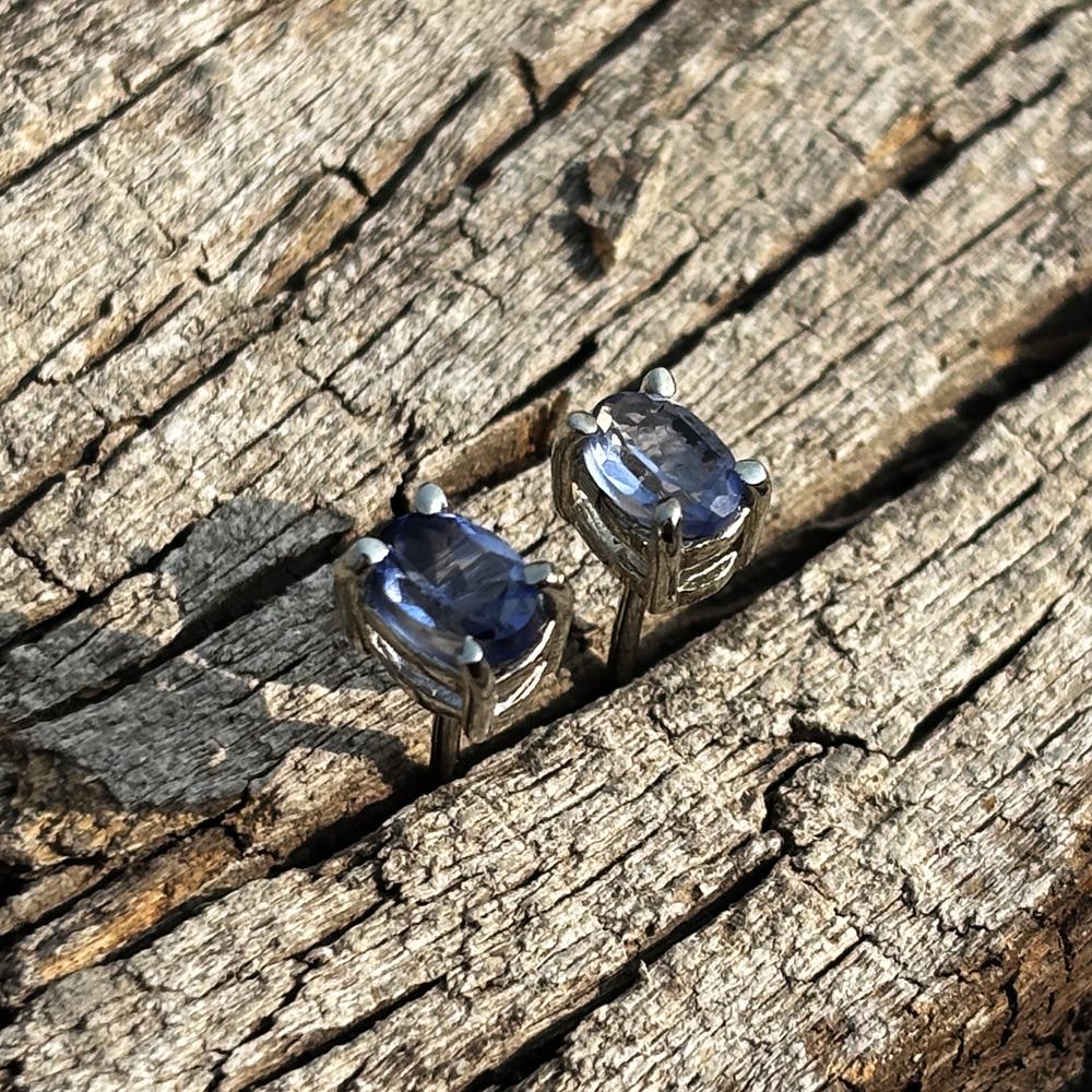 Elite 925 Sterling Silver Earring 8 Ct Natural Blue Sapphire Gemstone Certified