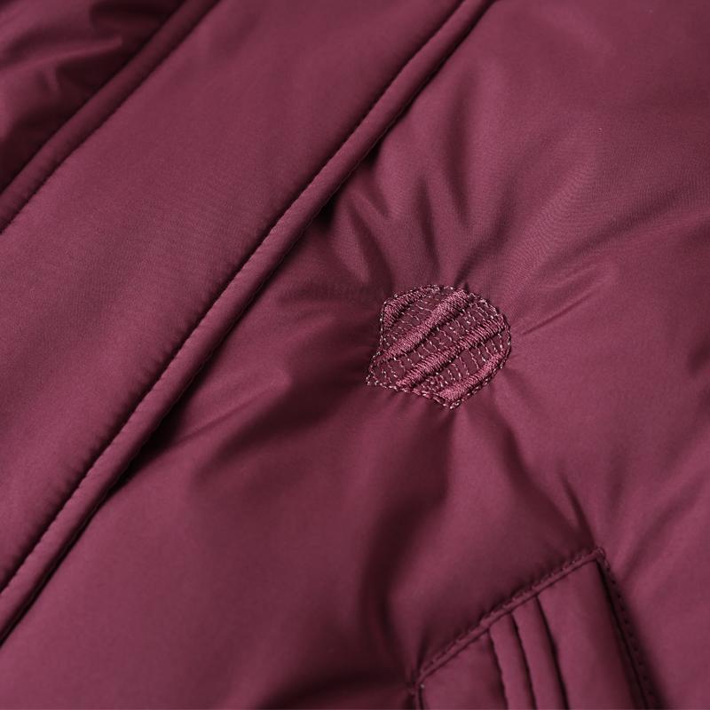 Nadměrná velikost XL-6XL Dámská krátká prošívaná bunda středního věku Zimní svrchní oděv s kapucí Elegantní výšivka Hřejivé péřové kabáty