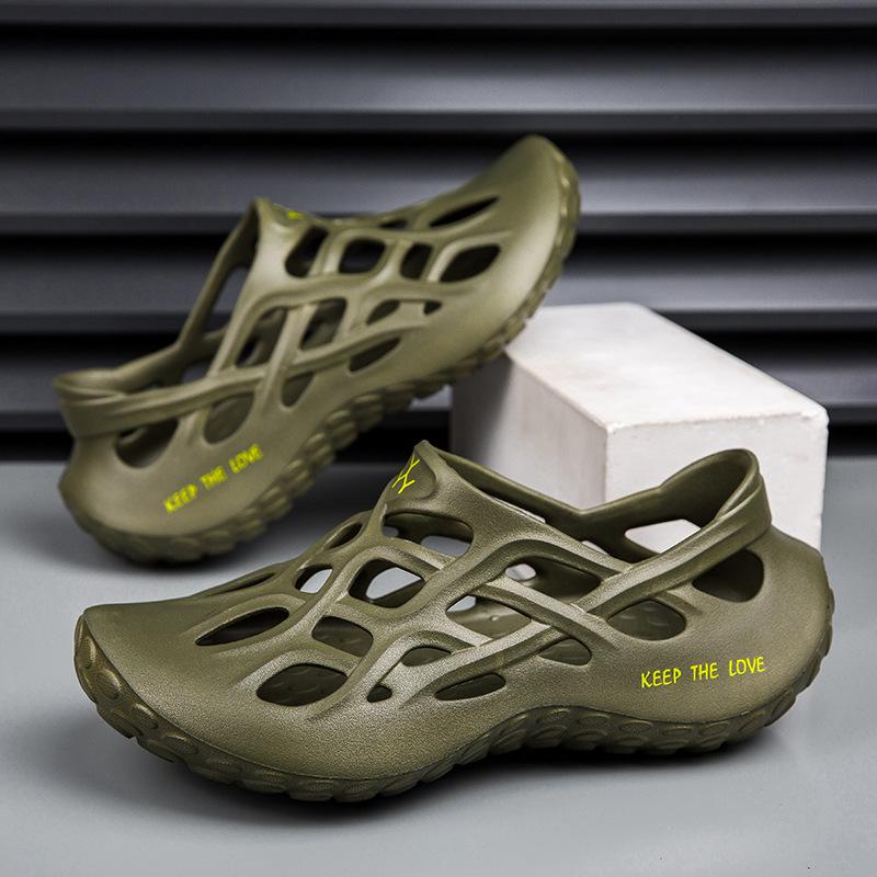 Zoccoli da Uomo Taglie Forti Traspiranti a Punta Chiusa Slip-On per Spiaggia e Fiume 2025