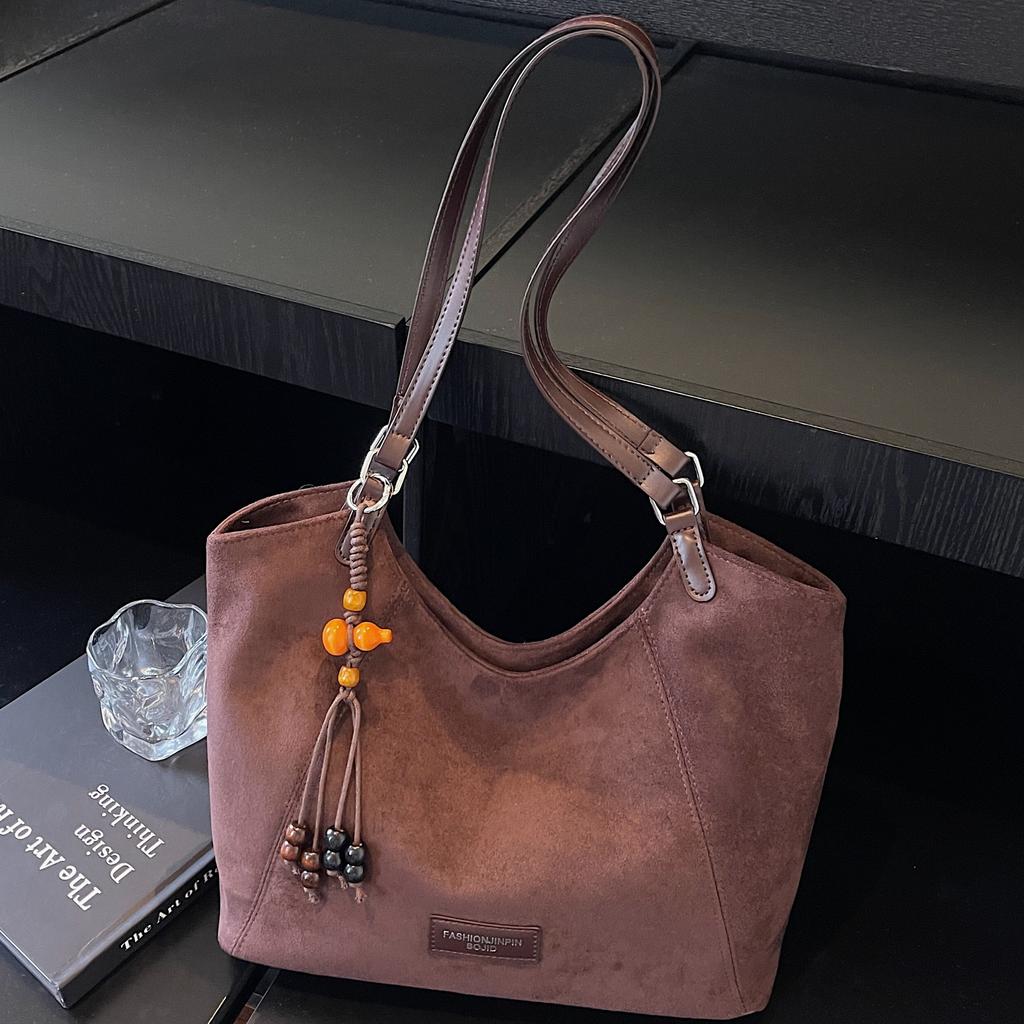 Casual large-capacity suede bag women's 2025 new retro commuter shoulder messenger bag slack tote bag