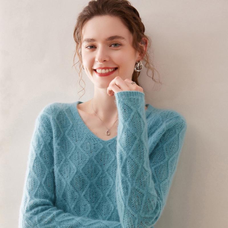 Women’s Heavy Knit Wool V-Neck Sweater – Long Sleeve, Loose Fit, Cashmere Blend, Age-Defying Style