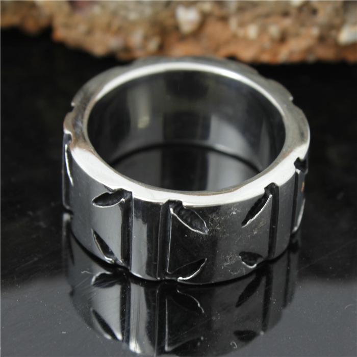 

New Fashion Ring 316L Stainless Steel Men Boys Band Ring Cross Ring Fashion Party Ring 13