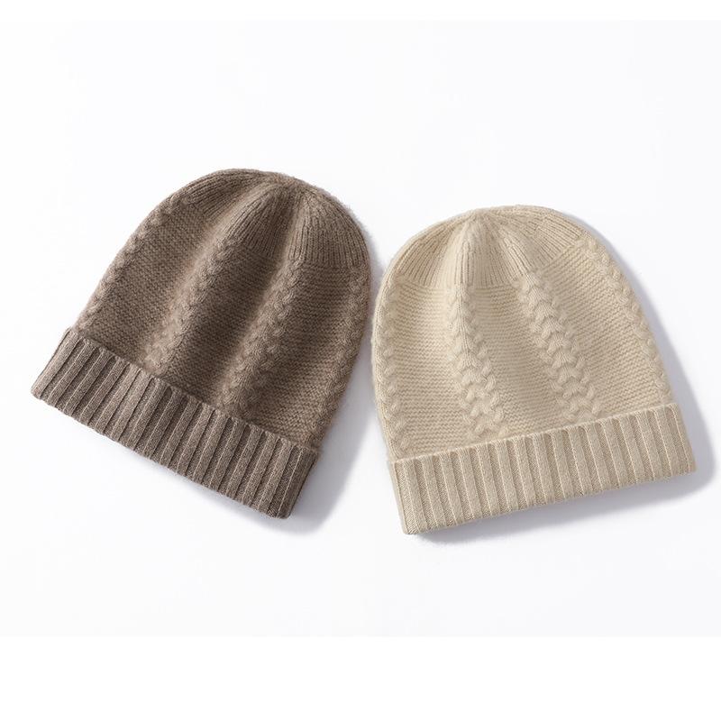 Cashmere Autumn and Winter New Women's High End Solid Color Cable Outdoor Warm Fashionable Knitted Casual Baotou Hat