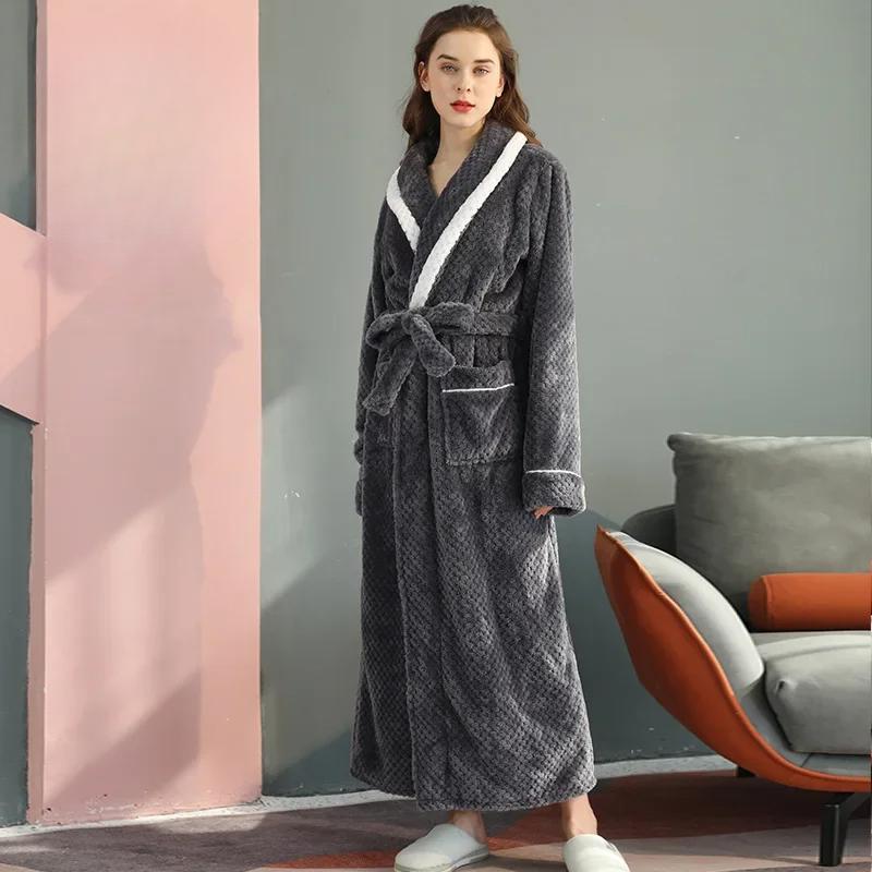 New Long Thickened Velvet Couple's Bathrobe for Women In Winter, Large Flannel Bathrobe for Men In Autumn