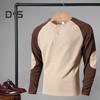 Frühlings- und Herbstoberteil für Herren, normale Passform, Farbblock-Langarm-T-Shirt, geknöpfter Rundhalsausschnitt, Patch-Dekor, lässiges Sport-Party-T-Shirt