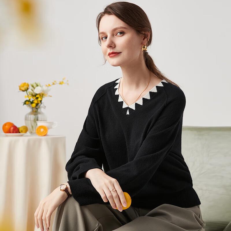 Zhao Jun Women's Loose-Fit Retro V-Neck Cashmere Sweater