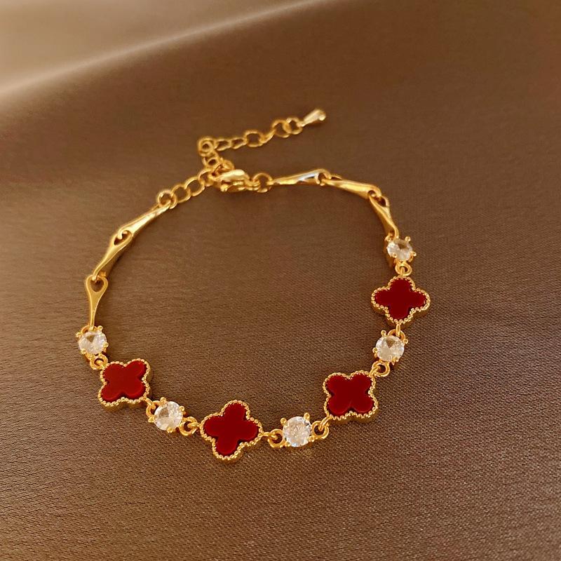Zircon Round Geometric Flower Bracelet Vintage Style Bracelet Light Luxury High-End Hand Jewelry For Women