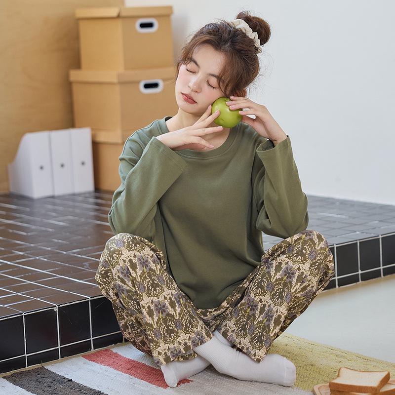 Women's Spring/Autumn Cotton Pajama Set with Built-in Bra, 2025 Model, Cute Dog Print, Indoor/Outdoor Wear