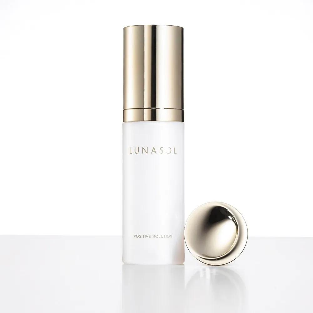 Lunasol Cosmetics Positive Solution Essence