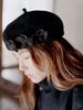 Poejidam Vinca Beret In Black