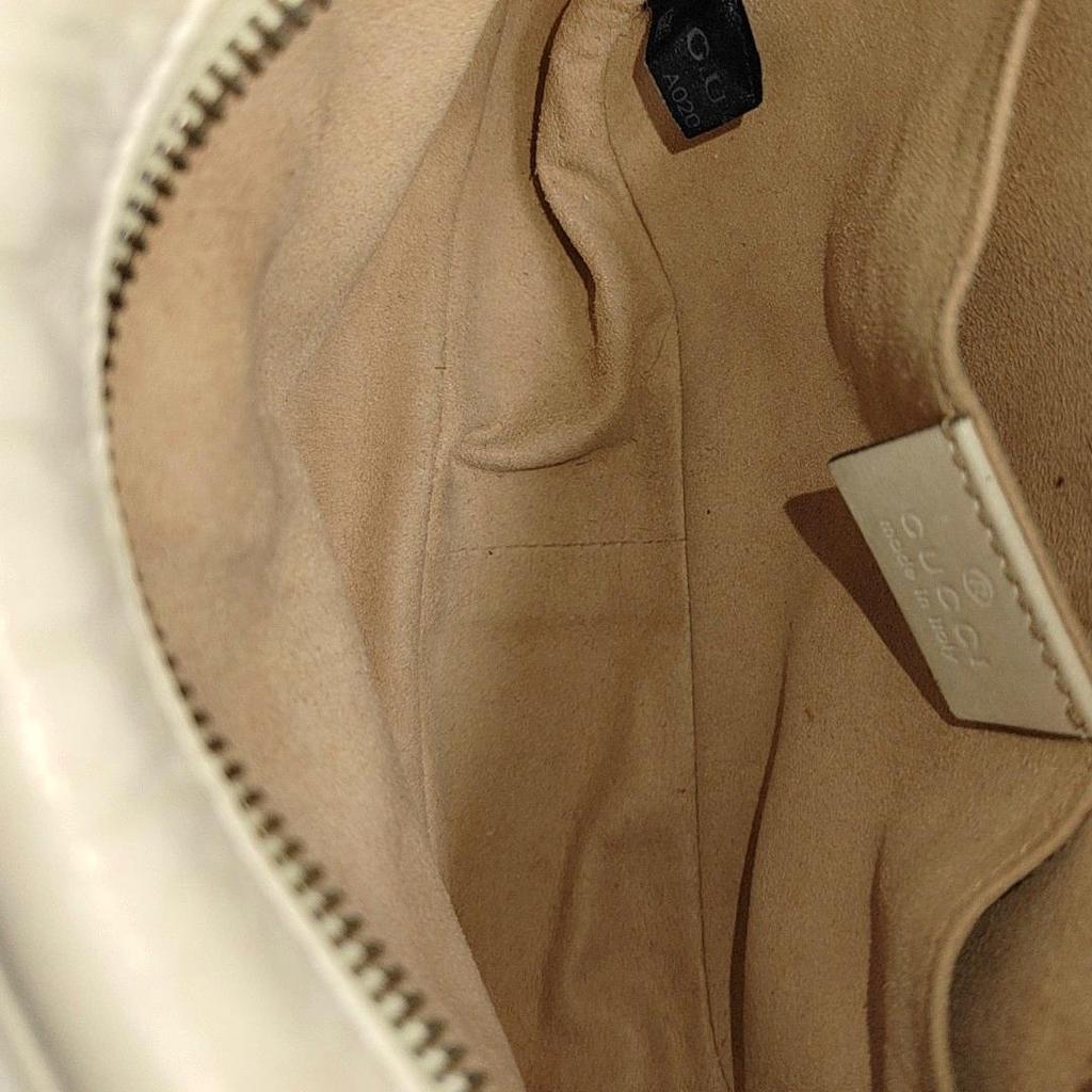 [Gebraucht] GG Marmont Serie Marmont Vielseitige Goldene Logo-Kette Gestepptes Leder Kamera-Tasche - Gut #1AYEXD5