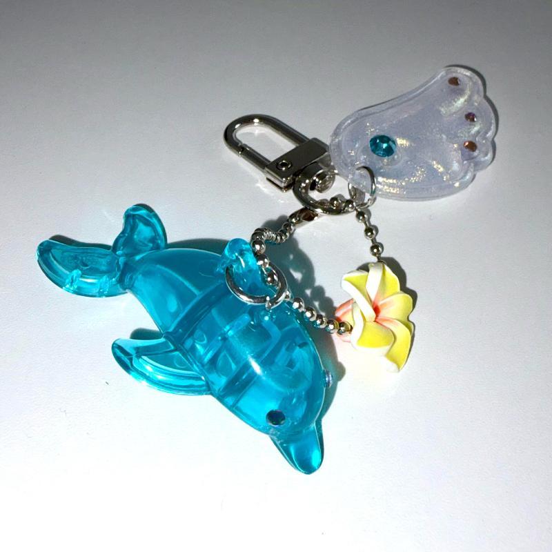 Transparent Blue Acrylic Dolphin Keychain With Flower Charms And  Wings Perfect Bag Decor For Ocean Fans