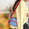 Tasche Damen Frühling Neue Mode Einfache Persönlichkeit Schultertasche Umhängetasche Lässig und leicht Kleine quadratische Tasche