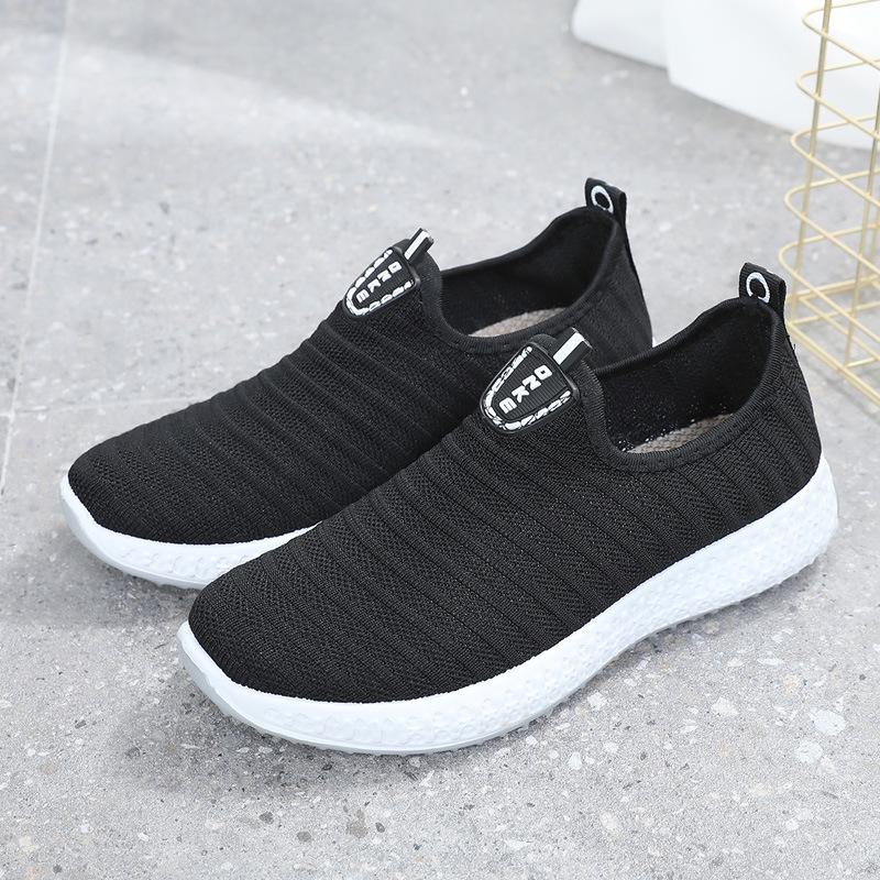 Sommarskor för kvinnor, slip-on, andningsaktiva, mjuk sula - Lågskurna, perforerade för komfort
