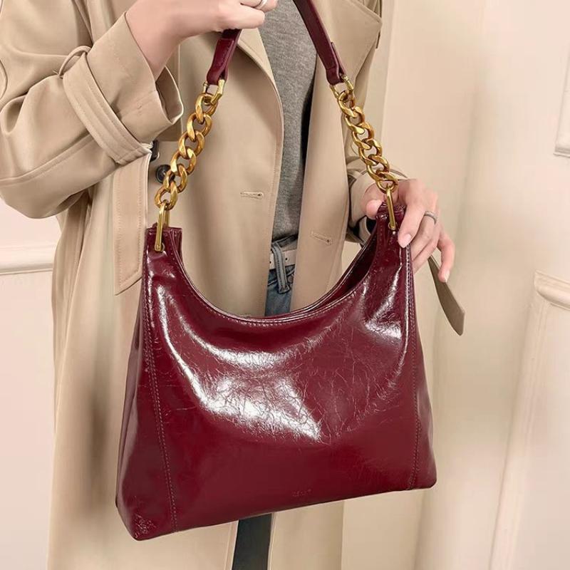 Women's High-end Glossy Leather Shoulder Bag, Suitable for Everyday Wear, Crossbody, or Weddings