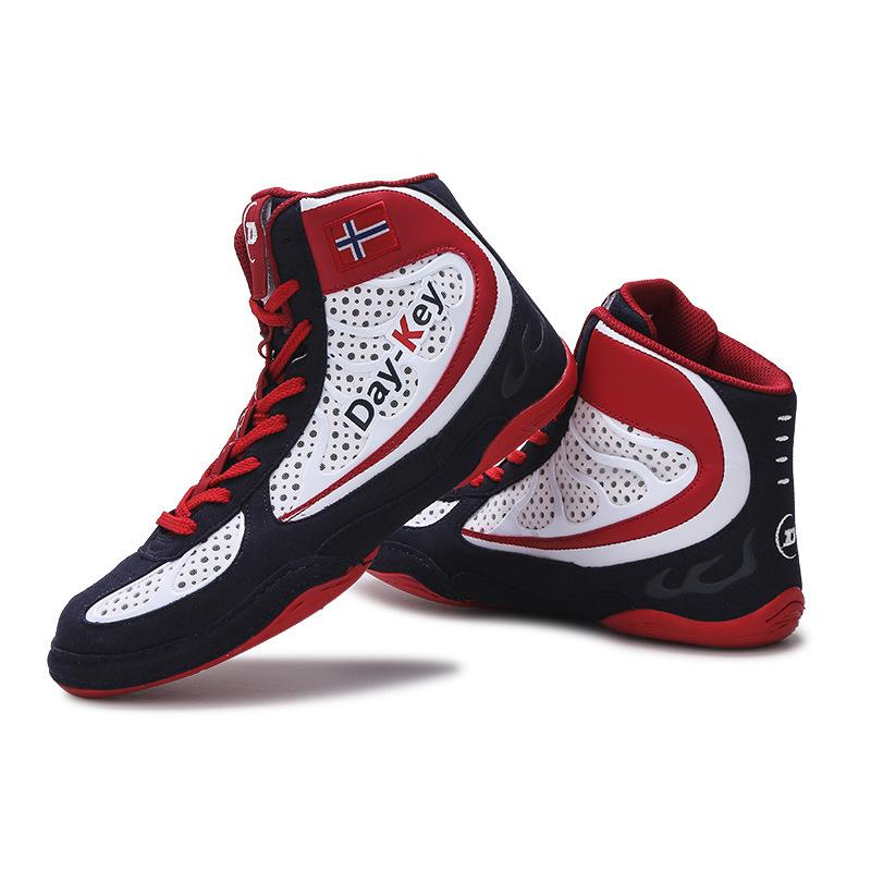 Factory direct sales new spot wrestling shoes high-top men's shoes adult training shoes breathable and wear-resistant