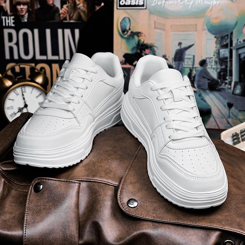 Men's Sports Shoes Soft Sole Ultra Lightweight Breathable Non-slip Wear-resistant Large Size Genuine Leather Sports Shoes