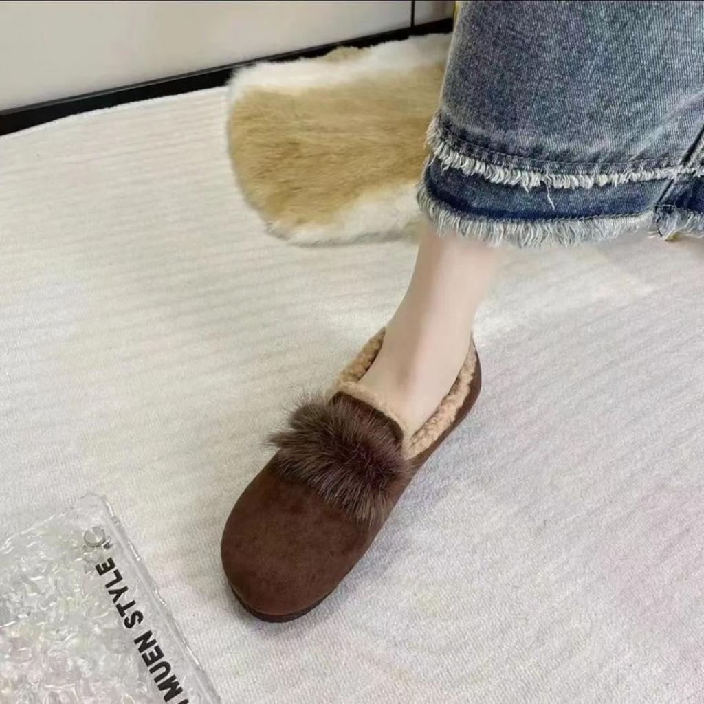 Winter versatile velvet soft-soled fashion Doudou shoes keep warm and one-pedal thickened women's shoes