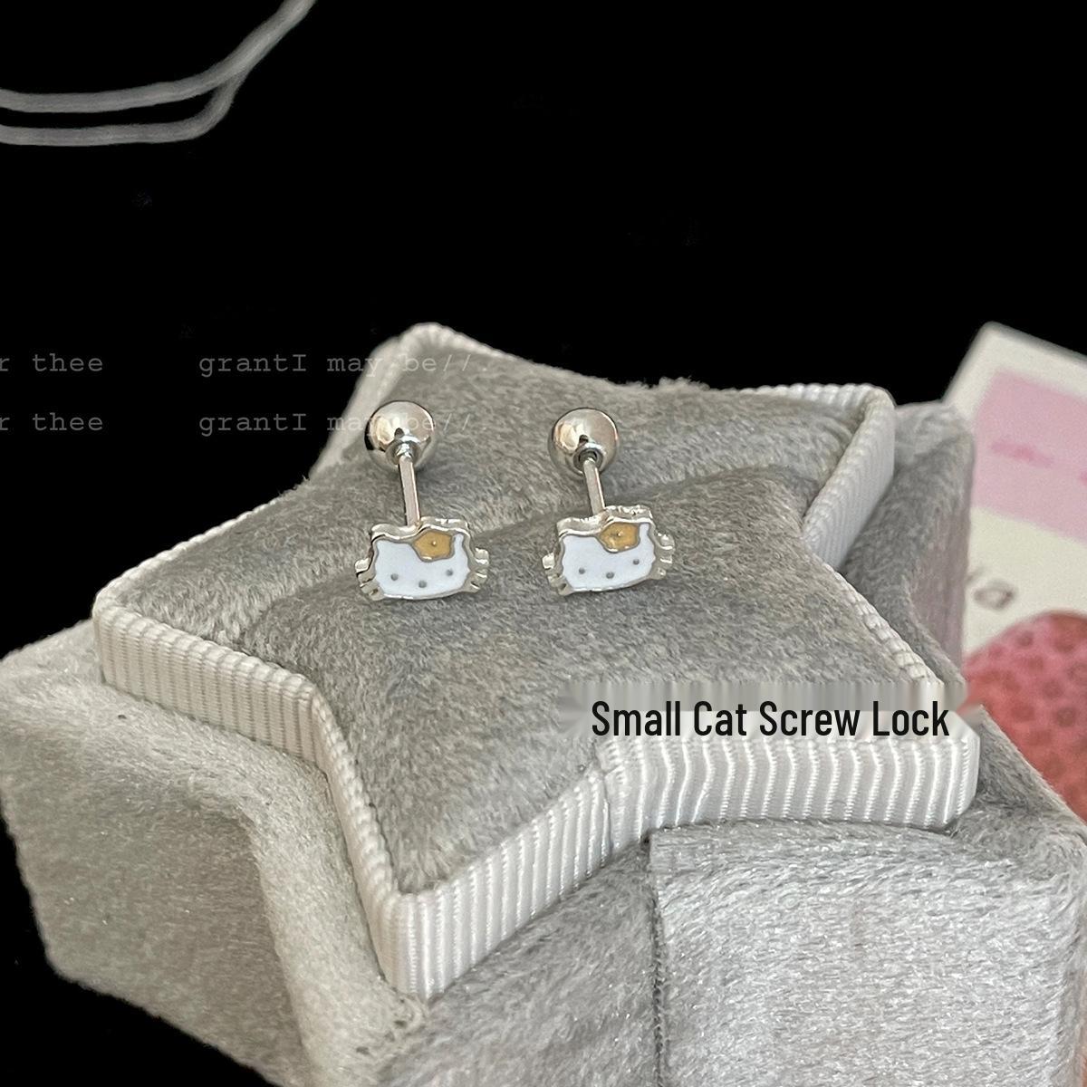 

Y2K Pink KT Kitten Earrings – солодкий, крутий, унікальний дизайн для жінок, ідеально підходить для літнього пірсингу, вушних кісточок і затискачів.