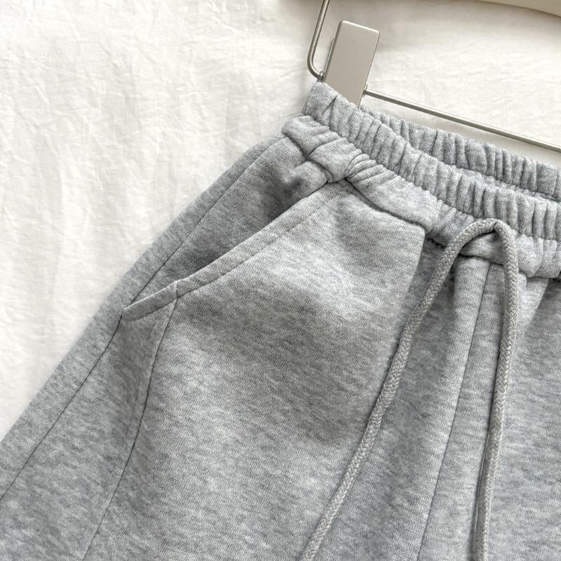 Stylish Korean-Style Cotton Sweatpants for Kids Curved-Leg Pants for Older Boys and Girls (Fall)