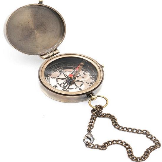 Bądź Silny i Odważny Nie Bój się Mosiężny Grawerowany Kompas z Czarną Tarczą, z Tłoczonym Drewnianym Pudełkiem, Prezenty Urodzinowe, Prezenty na Bierzmowanie