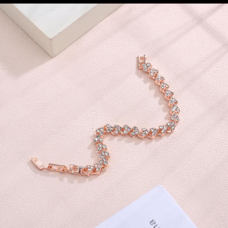 Luxury Roman Crystal Bracelet for Women Fashion Heart Chain Bracelets Rhinestone Bangle Wedding Bridal Jewelry Accessories Gifts