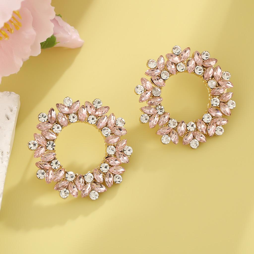 Modern Sunflower Earrings With Geometric Alloy Design For Women Party Wear