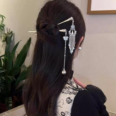 Vintage Chinese Style Hairpin For Women Exquisite Glitter Rhinestone Flower Tassel Hair Stick Elegant Floral Hair Accessories