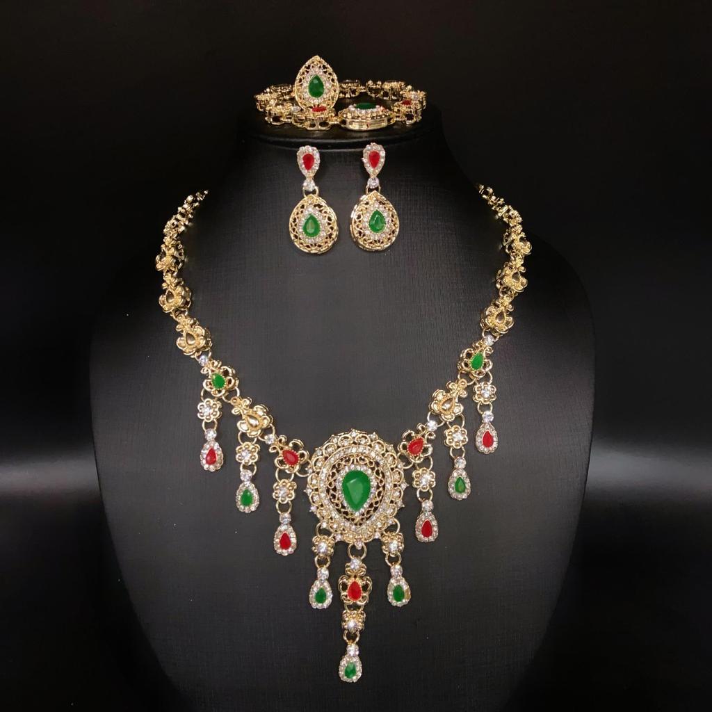 European & American Four-Piece Bridal Jewelry Set: Fashion Alloy Necklace and Ring