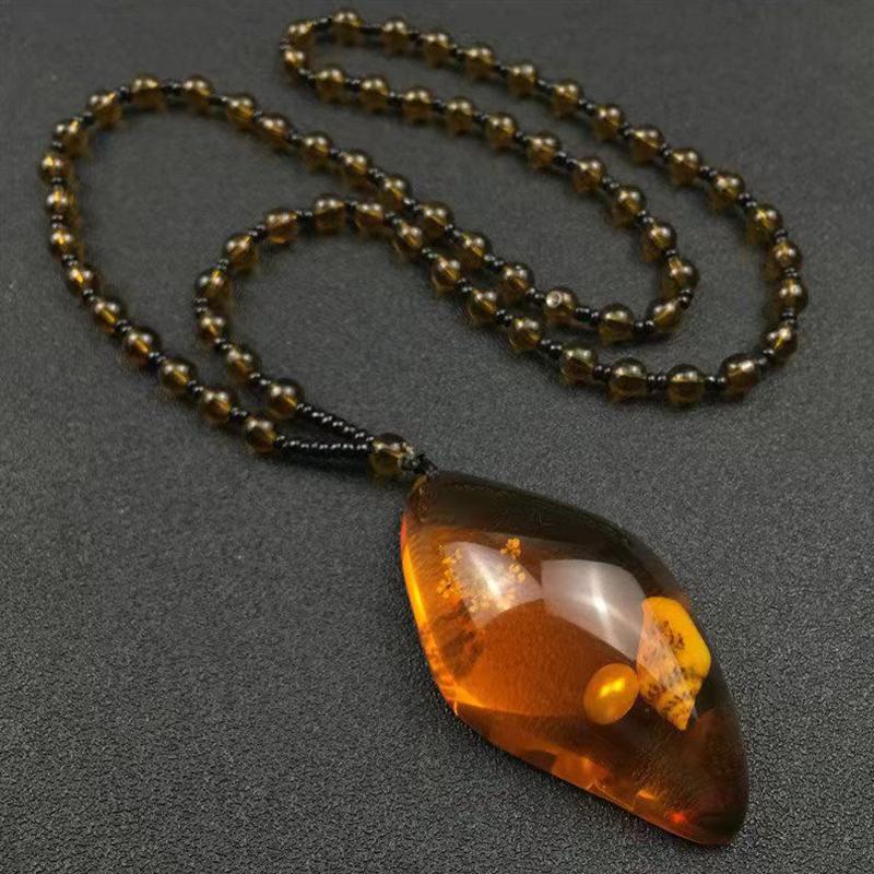 Retro Amber Pendant Necklace For Men And Women Long Pendant Sweater Chain Mother'S Day Gift