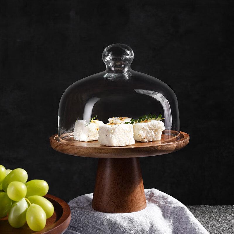 Dřevěný podnos na dort Naijiang s vysokými nožičkami a skleněnou kupolí