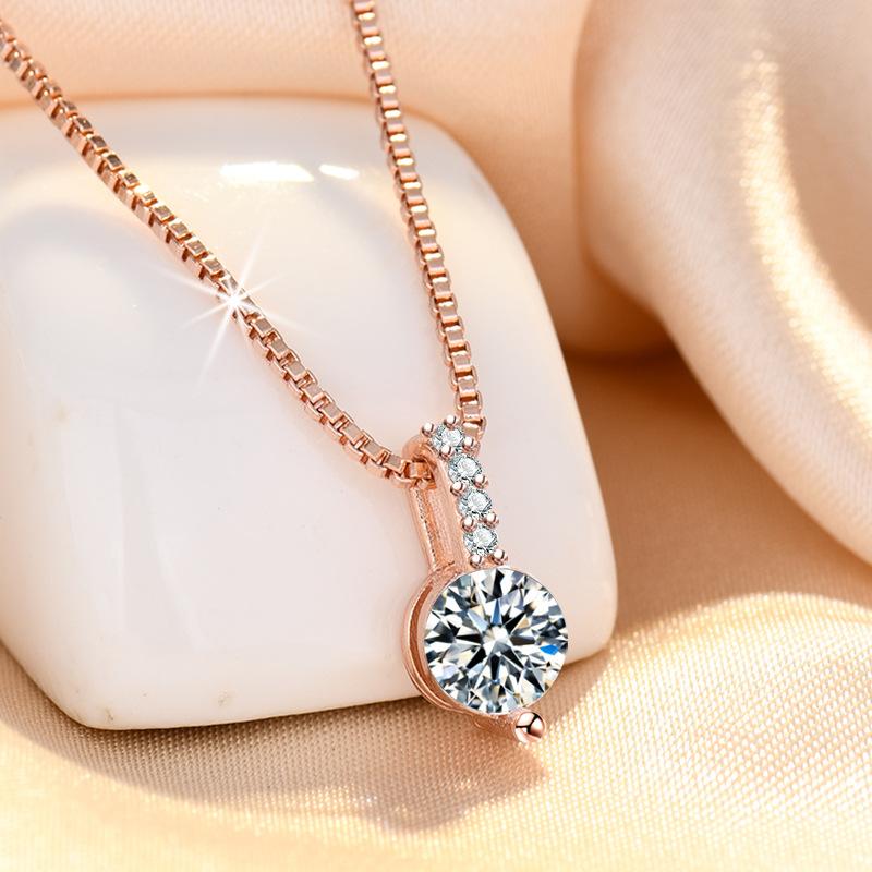 925 Sterling Silver Moon Necklace Pendant Zircon For Women Fashion Exquisite Student Girlfriend Jewelry Accessories Heart GiftGood Product