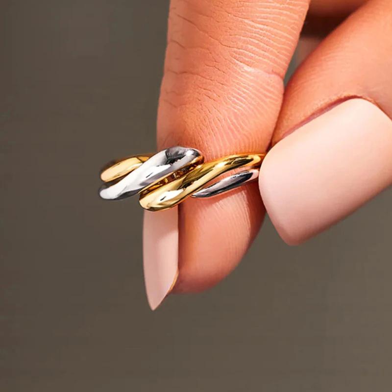 Trendy Tofarget Tvinnet Finger Dame Ring Moderne Mote Kvinne Metallringer Daglig Bruk Allsidige Tilbehør Smykker