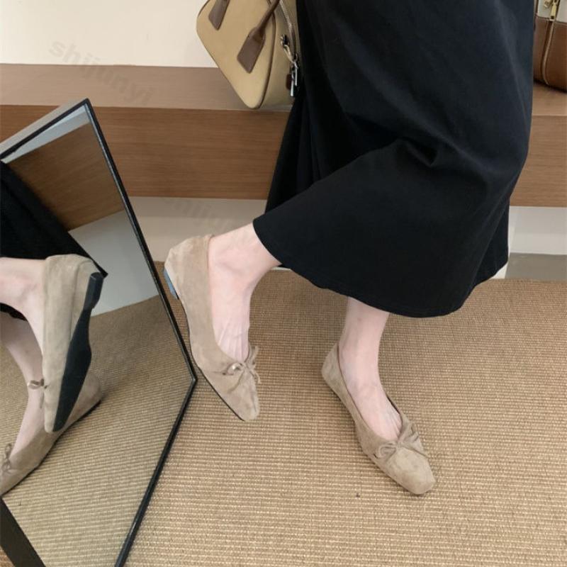 Damskie Buty na Niskim Obcasie 2026 Jesień Nowe Vintage Węzeł Kokardkowy Antypoślizgowe Luksusowe Buty Lekkość Komfort Miękka Podeszwa Modne Buty Jednolite