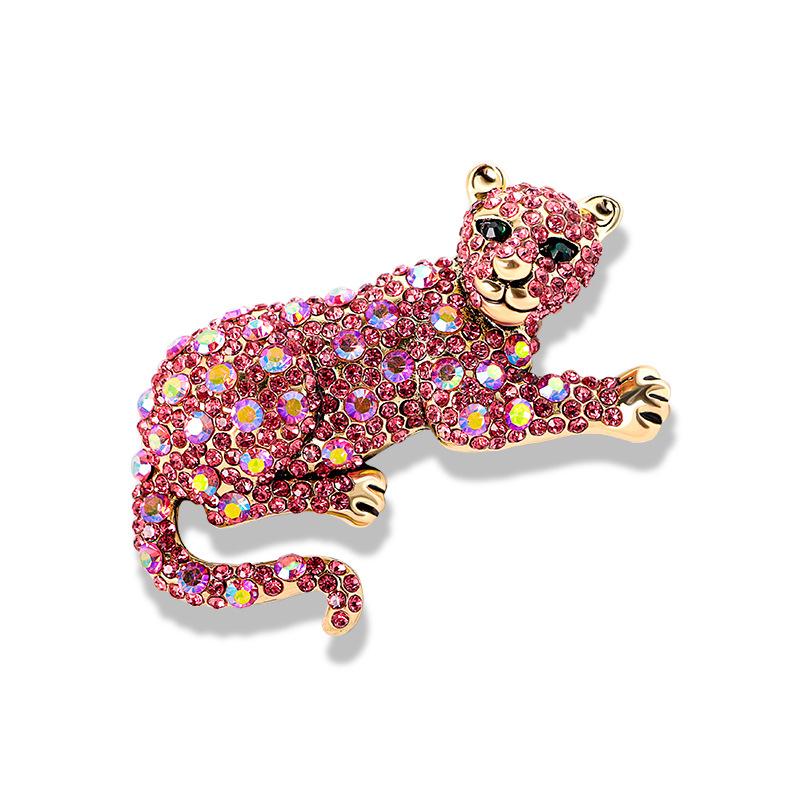 Leopard crystal diamond jewelry, exaggerated brooch, European and American style retro brooch, fashionable coat brooch
