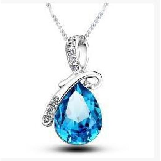 C125 Japanese and Korean Hot Trend Accessories Angel's Tears Water Drop Crystal Pendant Necklace Set
