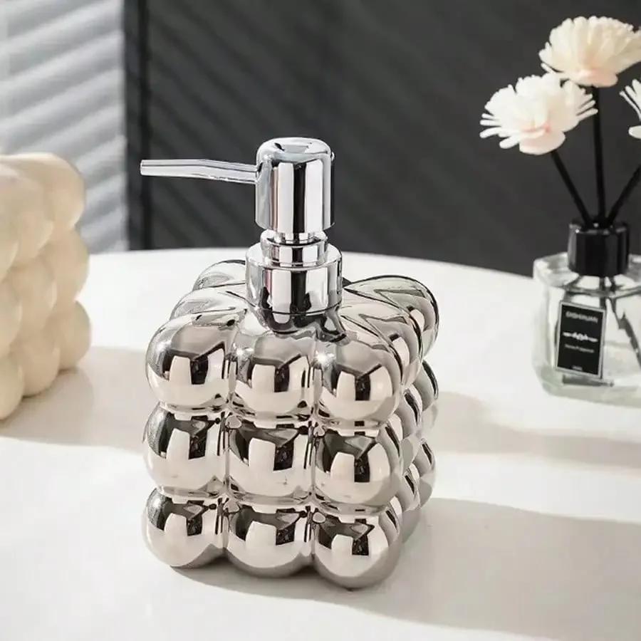 300ml Liquid Soap Dispenser Press Separated Bottle Bathroom Accessories Ceramic Household Body Wash Shampoo Dispenser Bottle