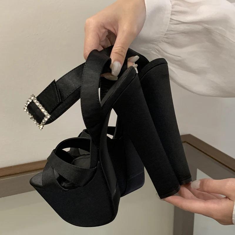 Pesstwei New Summer Solid Platform Square High Heels Women Sandals Fashion Crystal Buckle Strap Open Toe Party Shoes