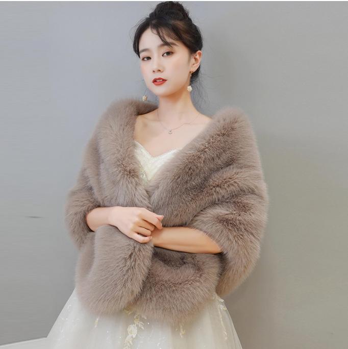 Wedding Shawl Women's Autumn and Winter Fox Fur Cape Jacket Thickened Wedding Dress Cheongsam Outside Party