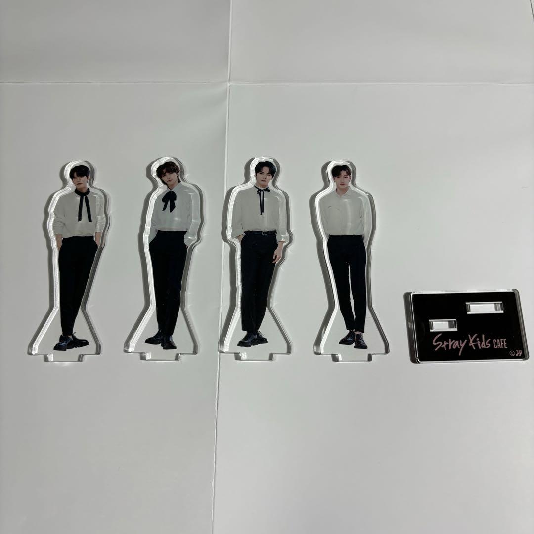 

[USED] StrayKids CAFE Axta Banchan Reno Felix Seungmin