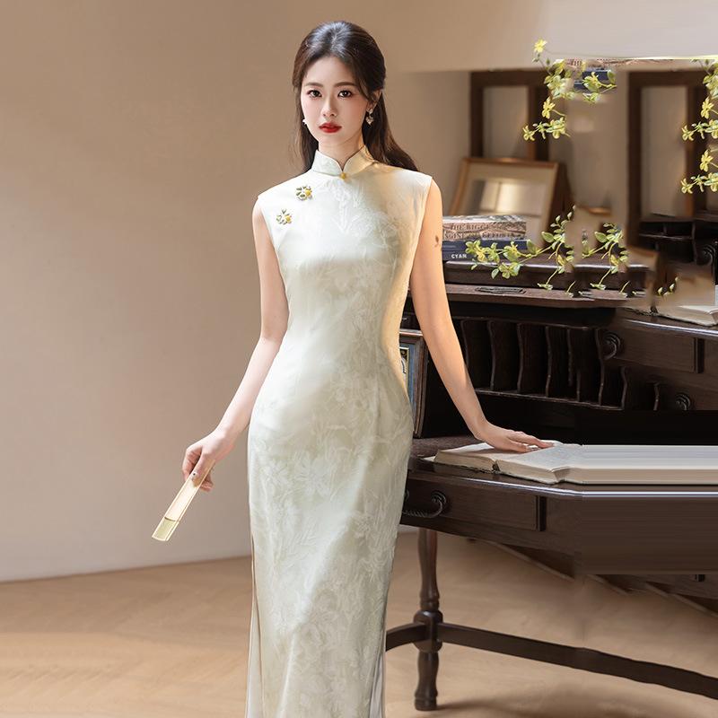 Sleeveless national style new Chinese long cheongsam improved young 1011 new women's high-end retro dress summer