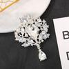 New Versatile Crystal Brooch Metal Gold Silver High-end Brooch Water Drop Shape Lapel Decorative Pin Women's Fashion