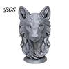 Realistische Wolfskopf-Dekoration 3D-gedruckte Figur, Statue mit runder Kunstbasis, Wildtier-Skulptur für Zuhause, Büro, Bücherregal