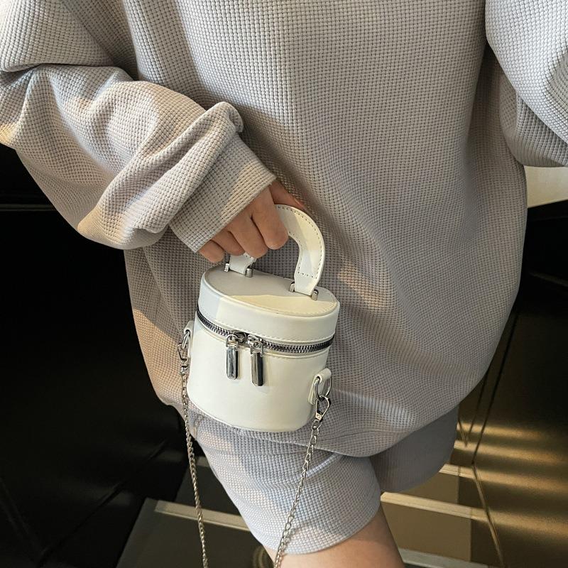 Fashion personalized bucket bag shoulder bag new double zipper design messenger bag feeling handbag