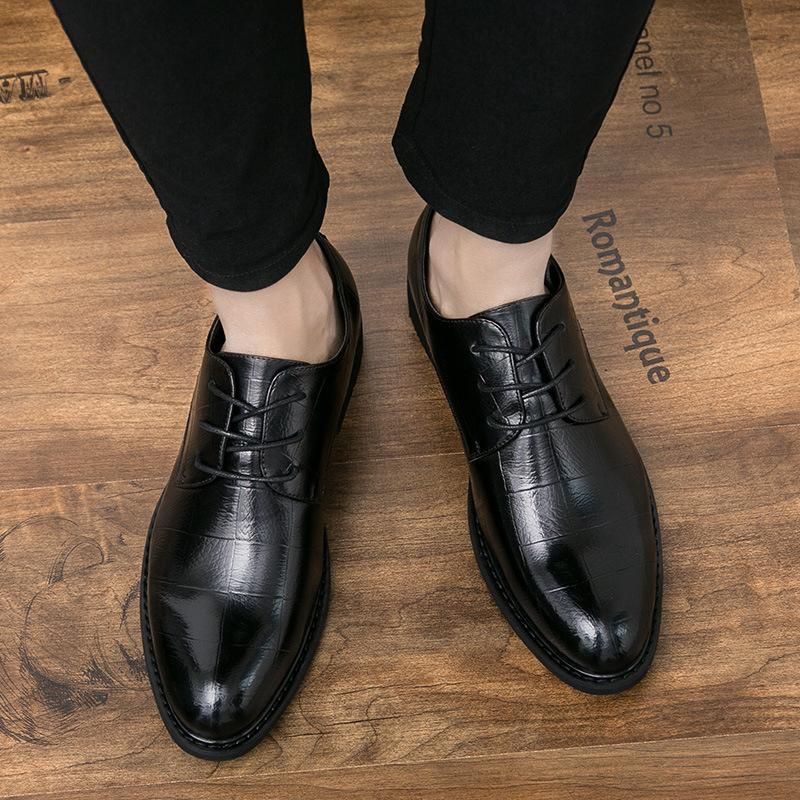 Leather shoes men's 2025 spring and autumn new business casual leather shoes men's British pointed leather shoes