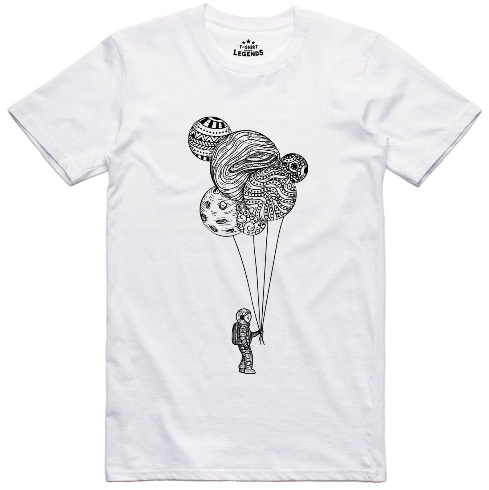 Astronaut Holding Planet Balloons Regular Fit Ring-spun Pre Shrunk T Shirt S