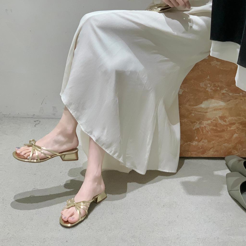 Sheepskin version, genuine leather silver with skirt, thick heel bow one-word slippers, women's summer wear high-heeled cool slippers