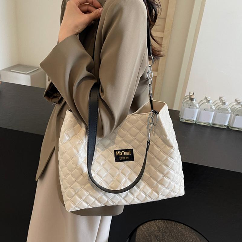 New Popular PU Leather Large Capacity Women's Bag Winter High Quality Quilted Design Shoulder Bag