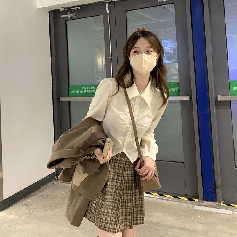 Autumn Korean version 1116 new versatile foreign design sense short white long-sleeved single-shot button shirt top female trend